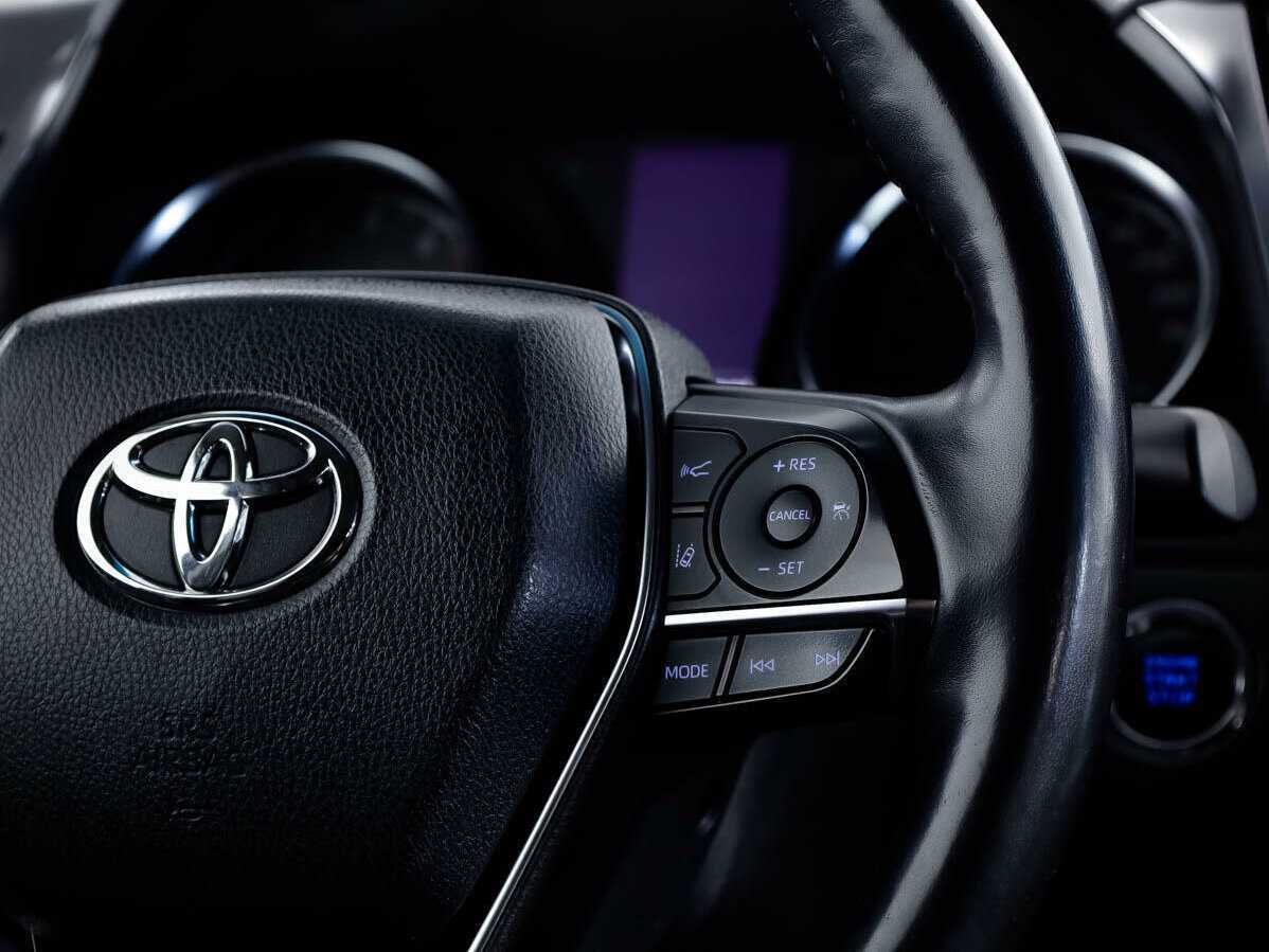 Купить Toyota Camry с пробегом. Фото: #9