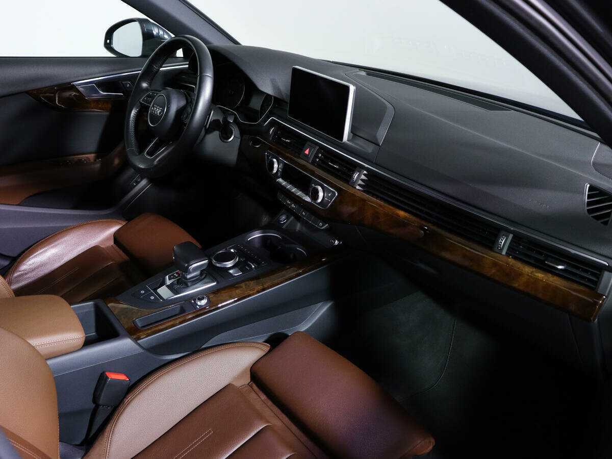 Купить Audi A4 с пробегом. Фото: #8