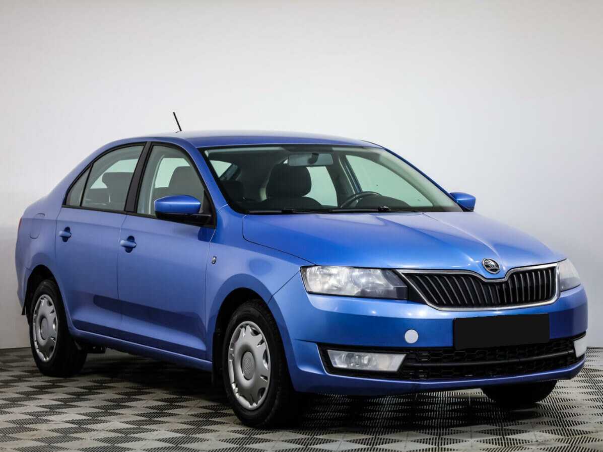 Купить Skoda Rapid с пробегом. Фото: #1