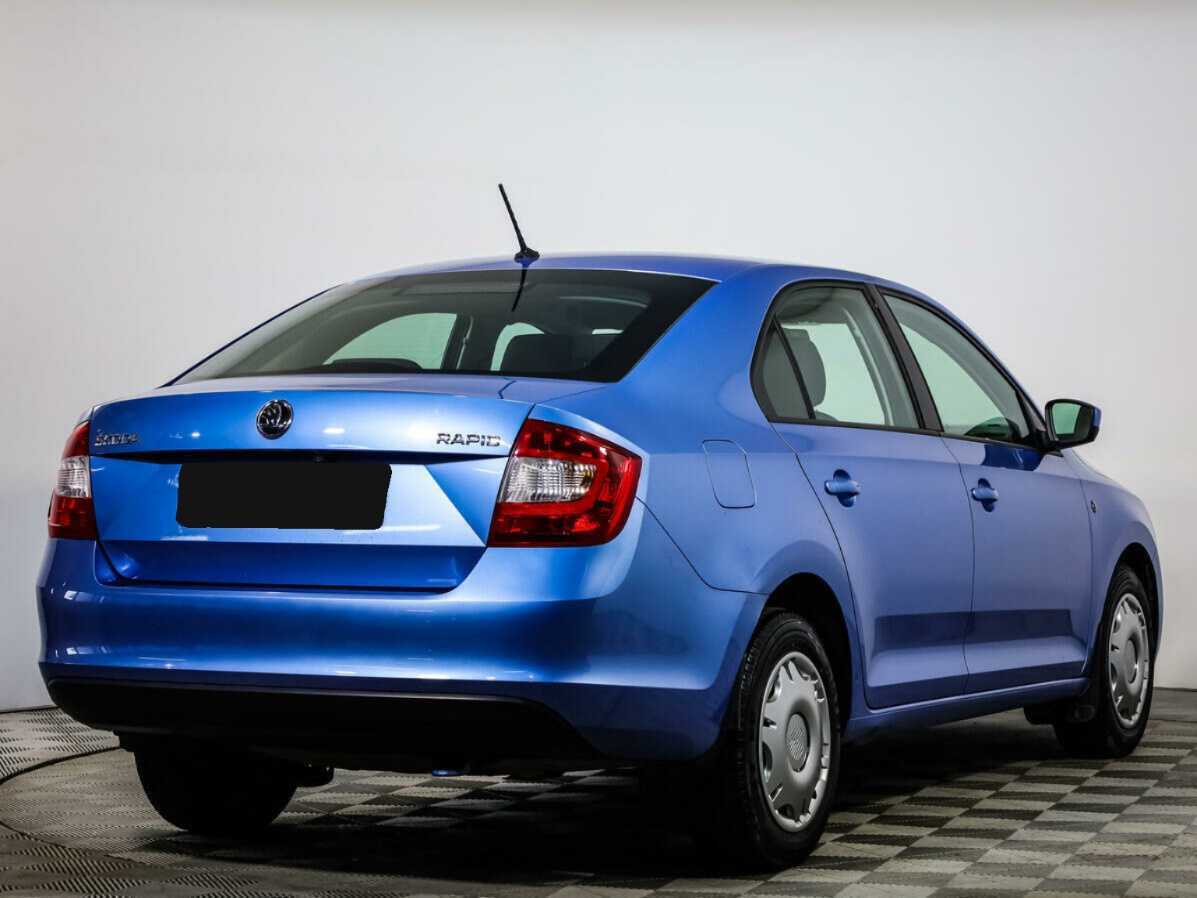 Купить Skoda Rapid с пробегом. Фото: #3