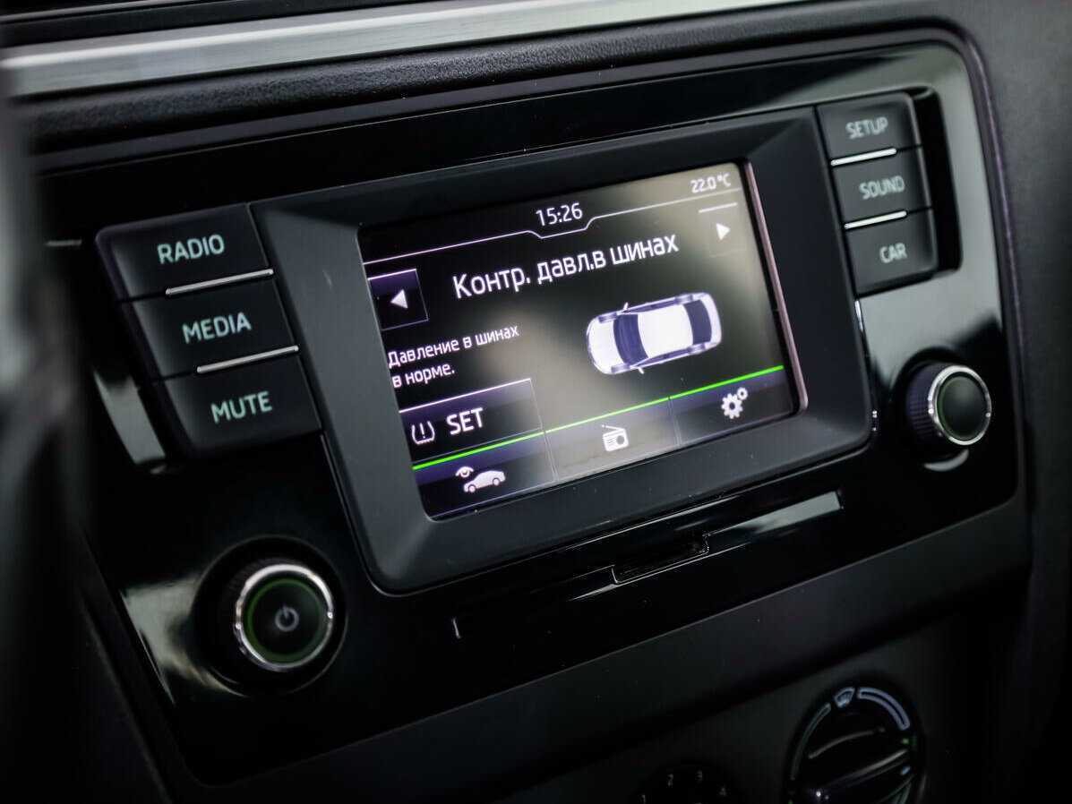 Купить Skoda Rapid с пробегом. Фото: #11