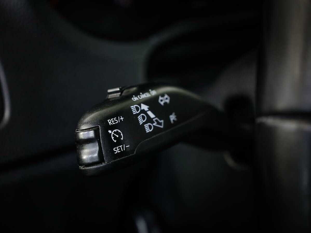 Купить Volkswagen Polo с пробегом. Фото: #16