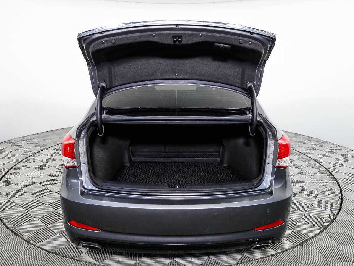 Купить Hyundai i40 с пробегом. Фото: #18