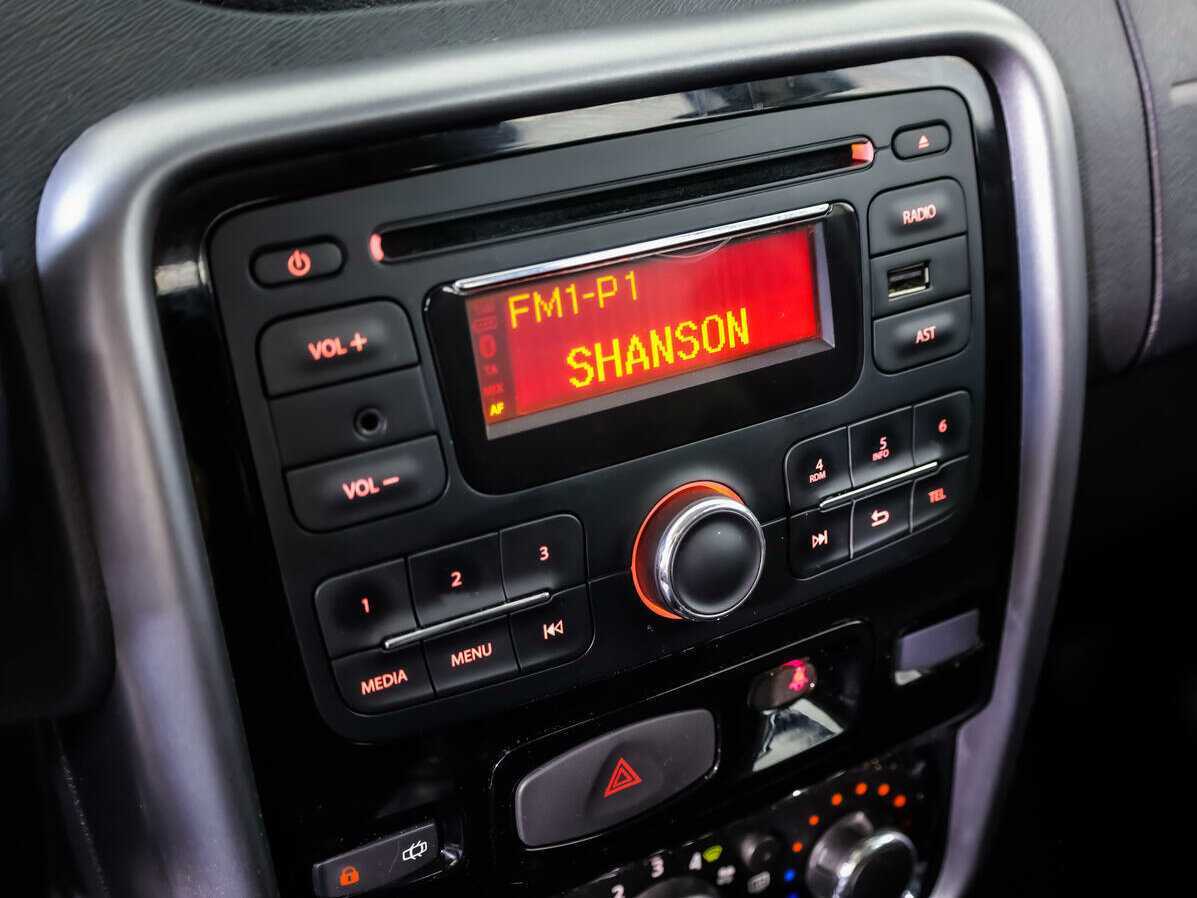 Купить Renault Duster с пробегом. Фото: #11