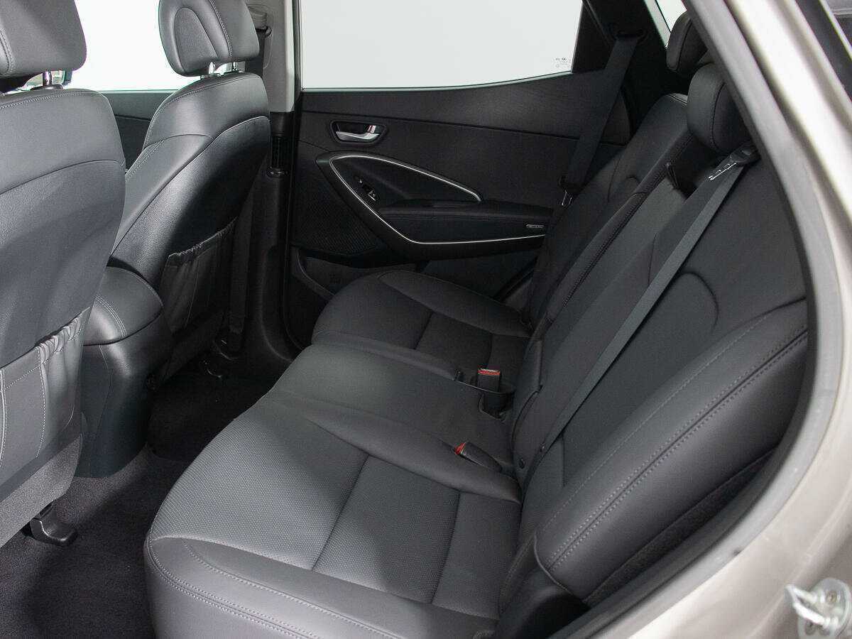 Купить Hyundai Santa Fe с пробегом. Фото: #12