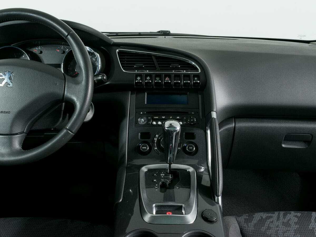 Купить Peugeot 3008 с пробегом. Фото: #9