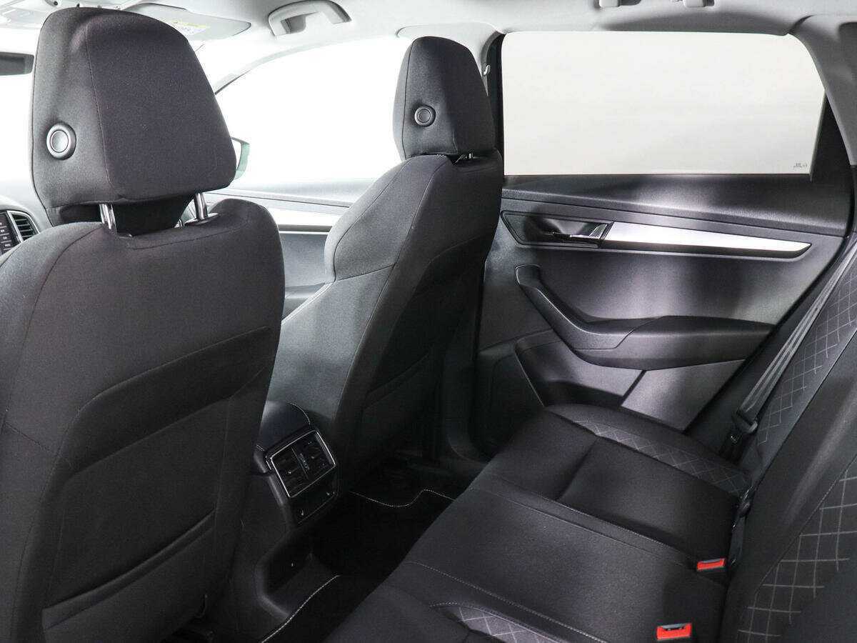 Купить Skoda Karoq с пробегом. Фото: #11