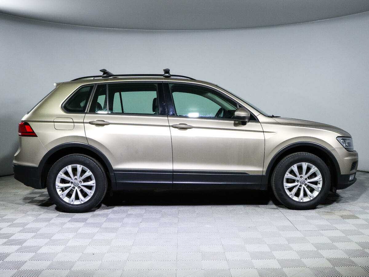 Купить Volkswagen Tiguan с пробегом. Фото: #3