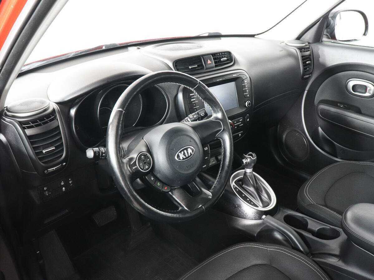 Купить Kia Soul с пробегом. Фото: #4