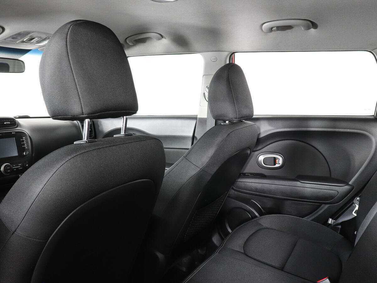 Купить Kia Soul с пробегом. Фото: #7