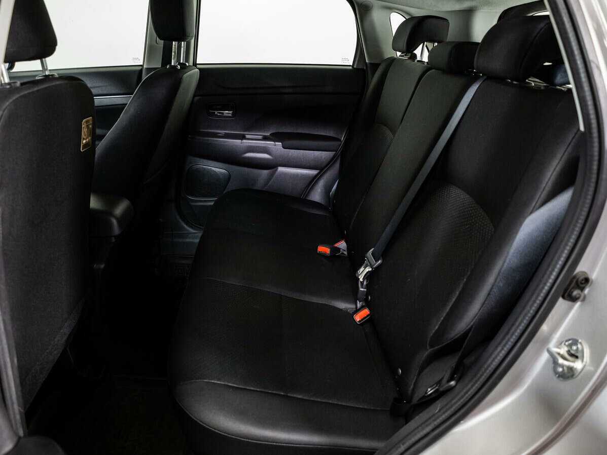 Продажа Б/У Митсубиши АС-Икс. Фото: #8