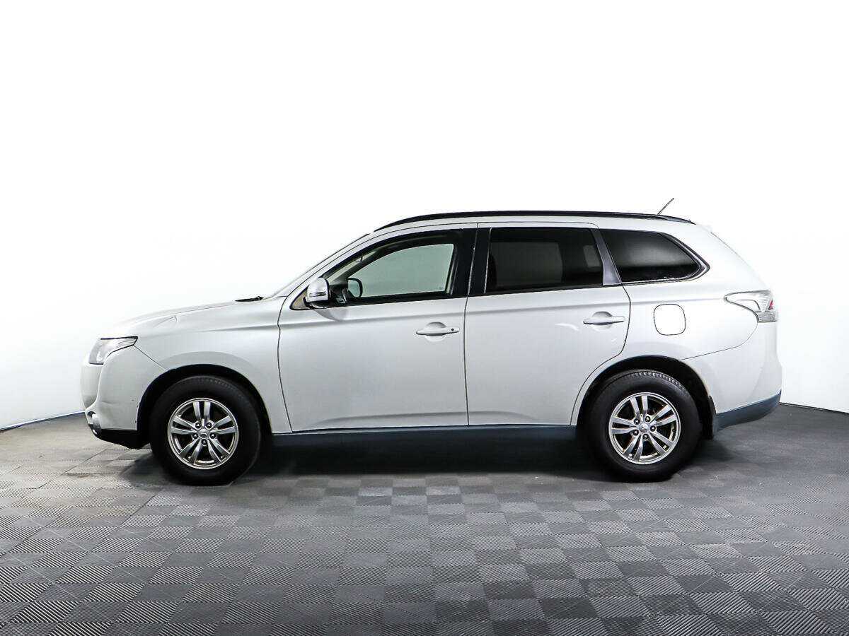 Купить Mitsubishi Outlander с пробегом. Фото: #6