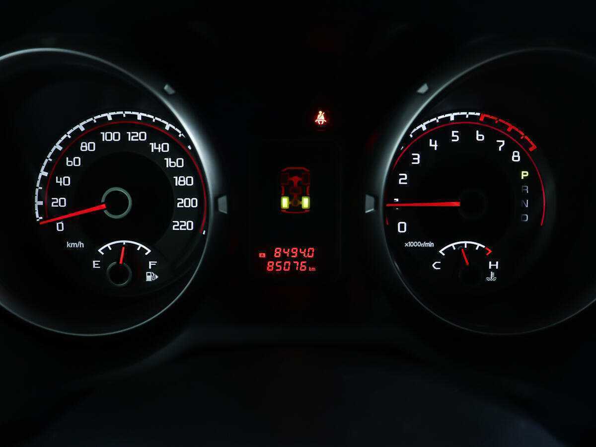 Купить Mitsubishi Pajero с пробегом. Фото: #11