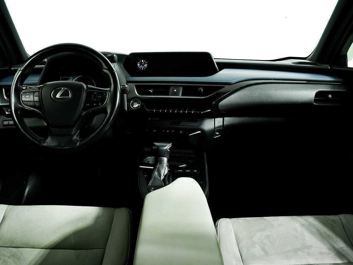 Купить Lexus UX с пробегом. Фото: #10