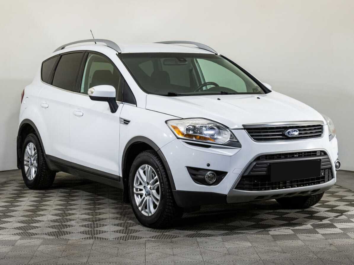 Купить Ford Kuga с пробегом. Фото: #2
