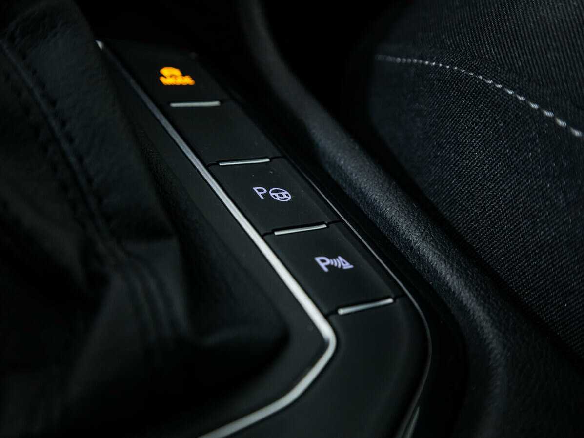 Купить Volkswagen Tiguan с пробегом. Фото: #14