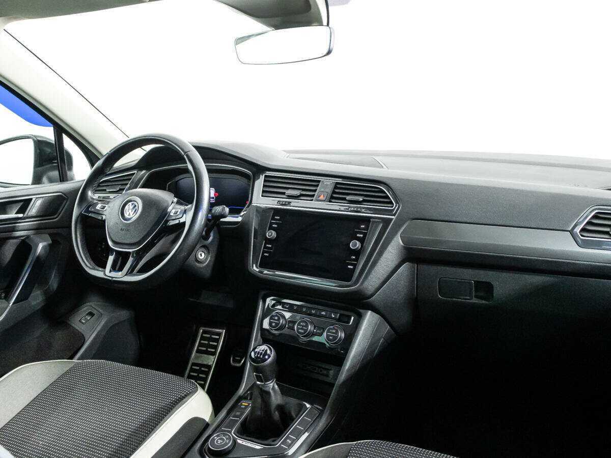 Купить Volkswagen Tiguan с пробегом. Фото: #8