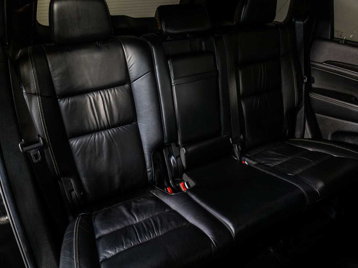 Купить Jeep Grand Cherokee с пробегом. Фото: #9
