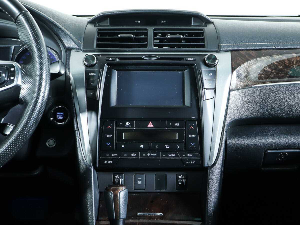 Купить Toyota Camry с пробегом. Фото: #10