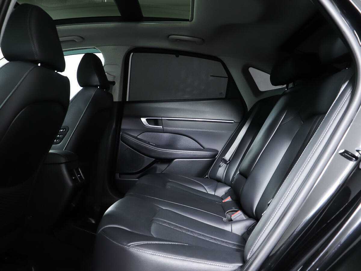 Купить Hyundai Sonata с пробегом. Фото: #8