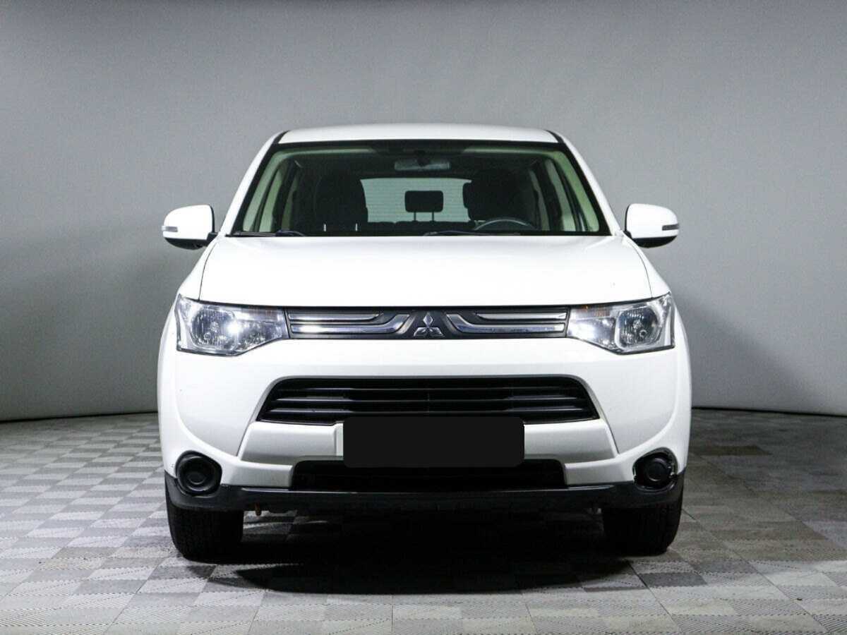 Купить Mitsubishi Outlander с пробегом. Фото: #1