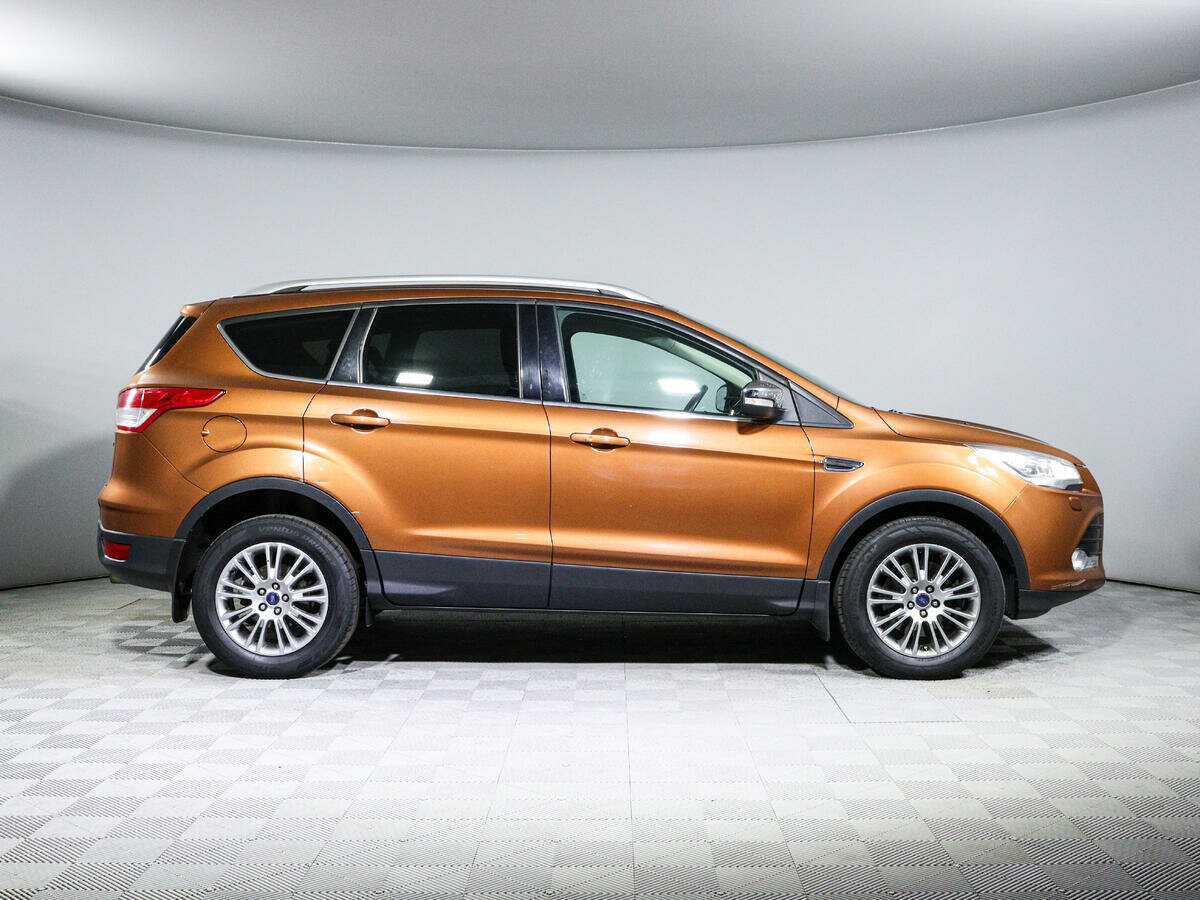 Купить Ford Kuga с пробегом. Фото: #3