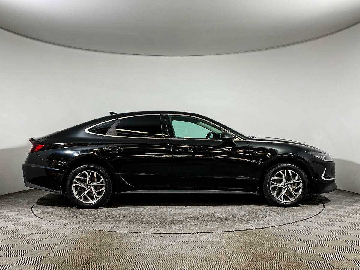 Купить Hyundai Sonata с пробегом. Фото: #3