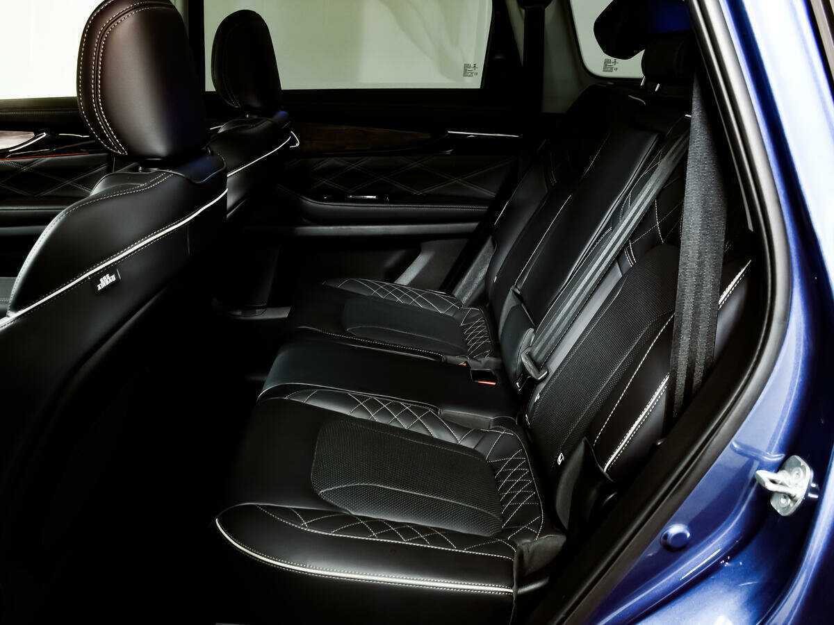 Купить EXEED VX с пробегом. Фото: #11