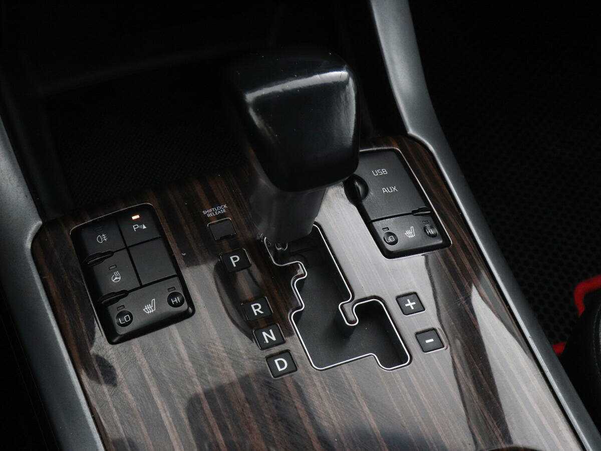 Купить Kia Mohave с пробегом. Фото: #14