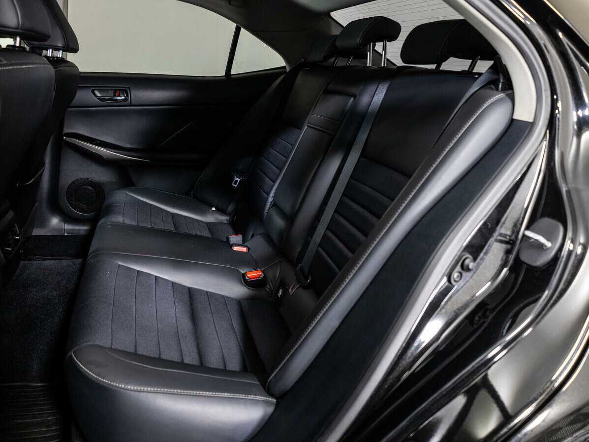 Купить Lexus IS с пробегом. Фото: #7