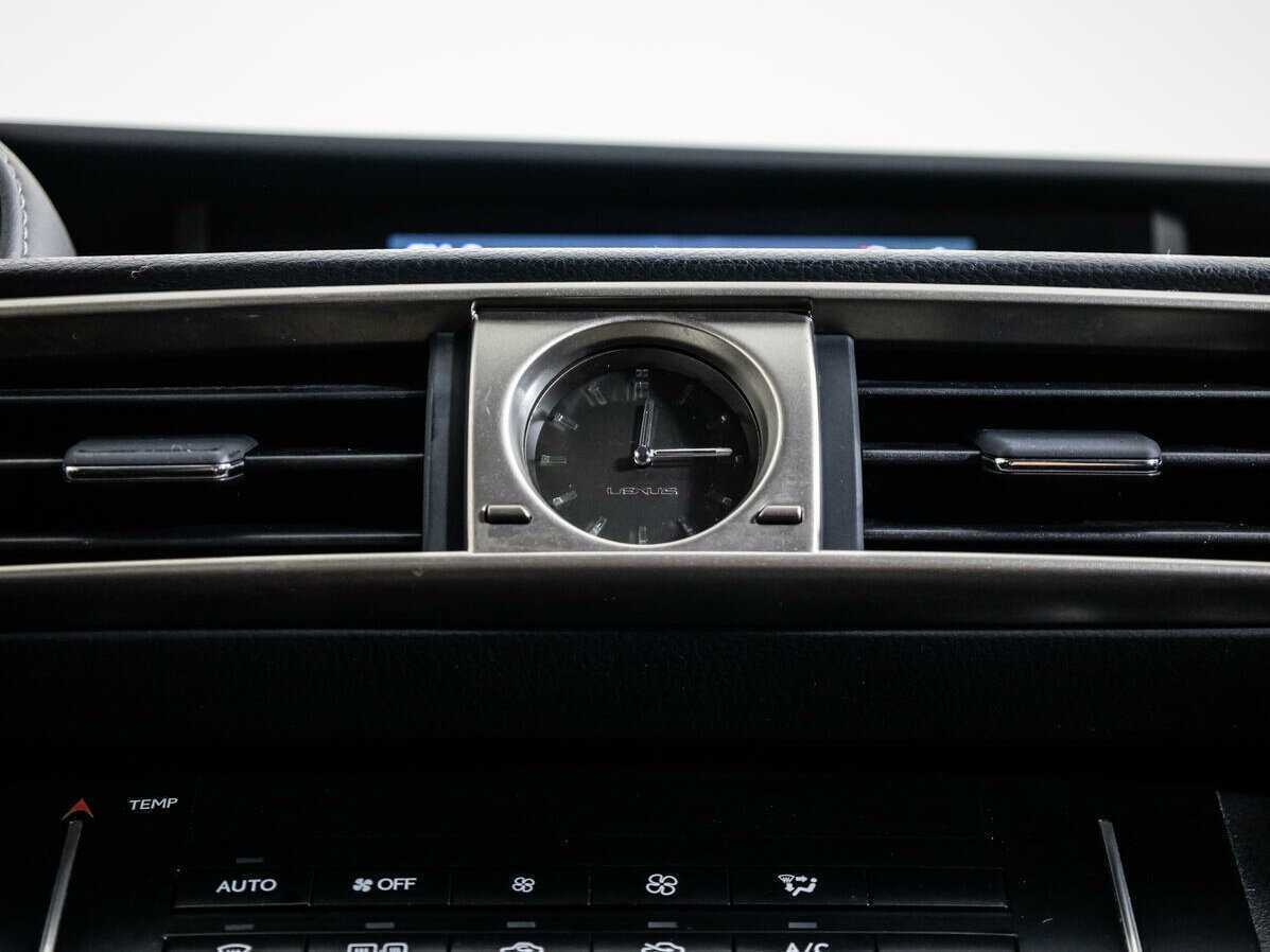 Купить Lexus IS с пробегом. Фото: #10