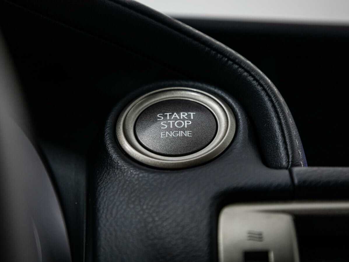 Купить Lexus IS с пробегом. Фото: #11