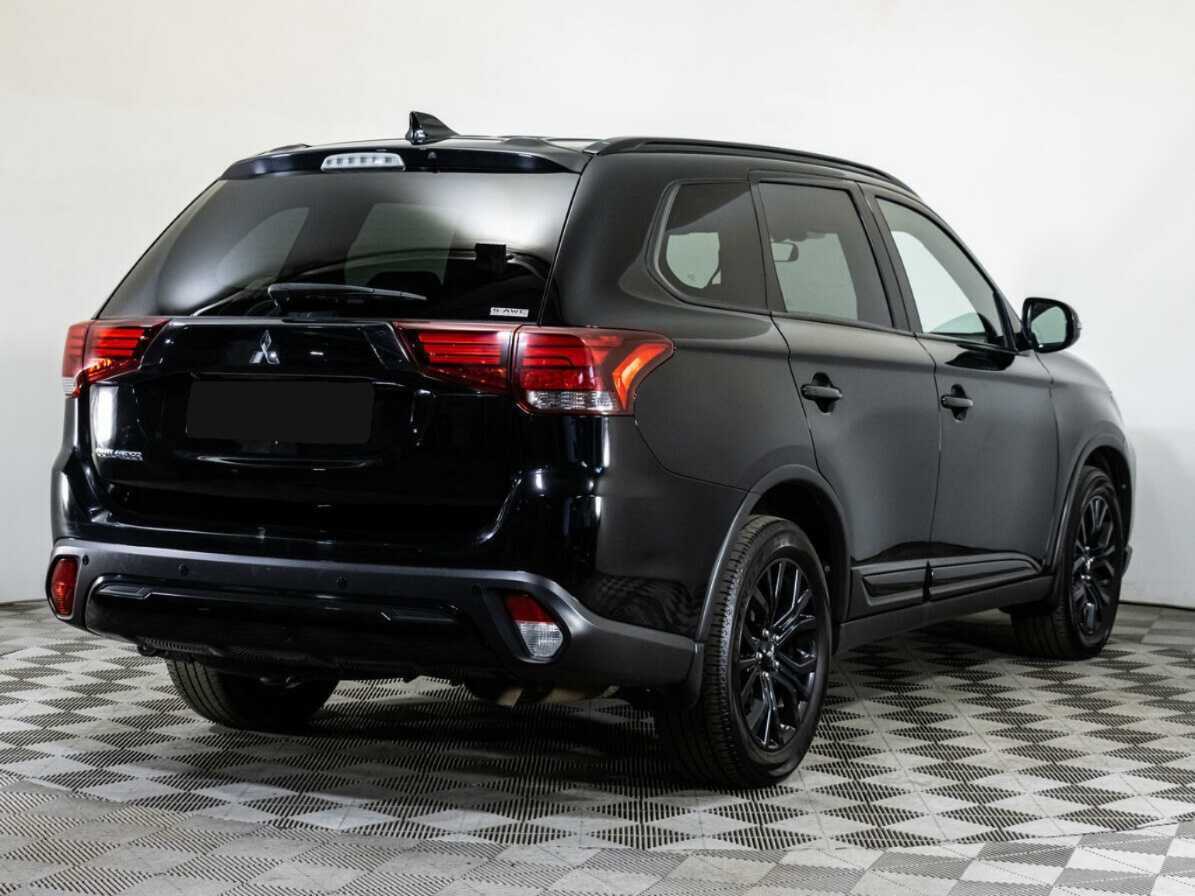 Купить Mitsubishi Outlander с пробегом. Фото: #4