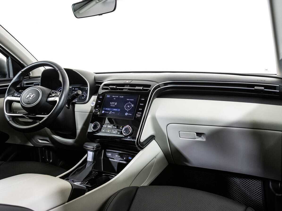 Купить Hyundai Tucson с пробегом. Фото: #8
