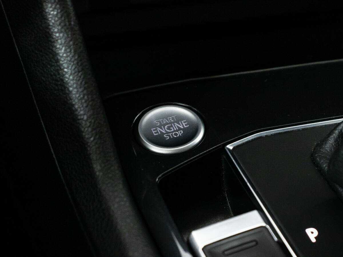 Купить Volkswagen Tiguan с пробегом. Фото: #16