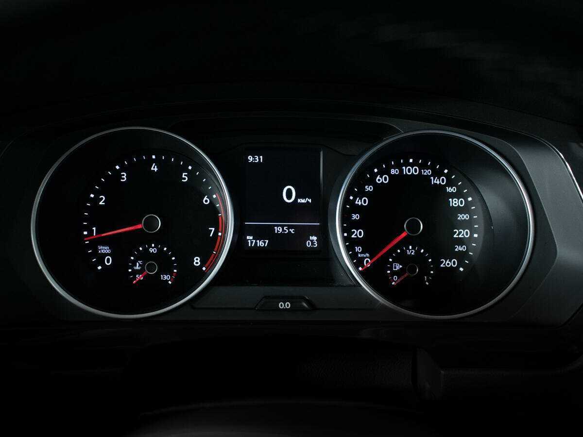 Купить Volkswagen Tiguan с пробегом. Фото: #9