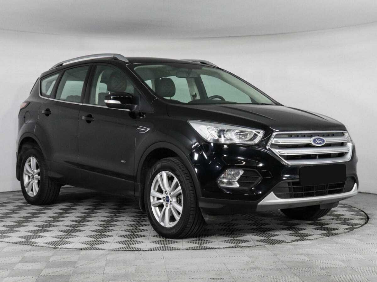 Купить Ford Kuga с пробегом. Фото: #2