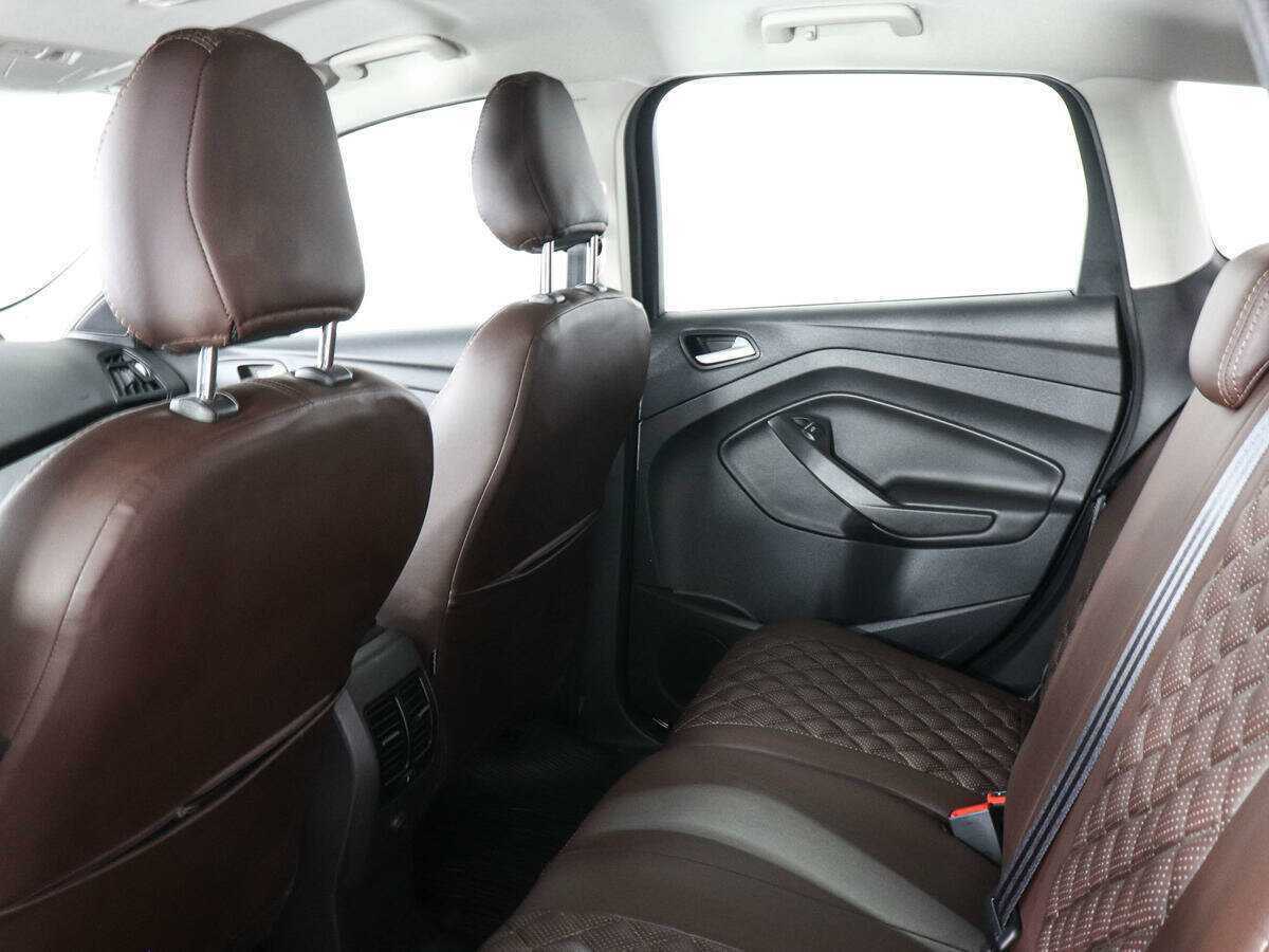 Купить Ford Kuga с пробегом. Фото: #11