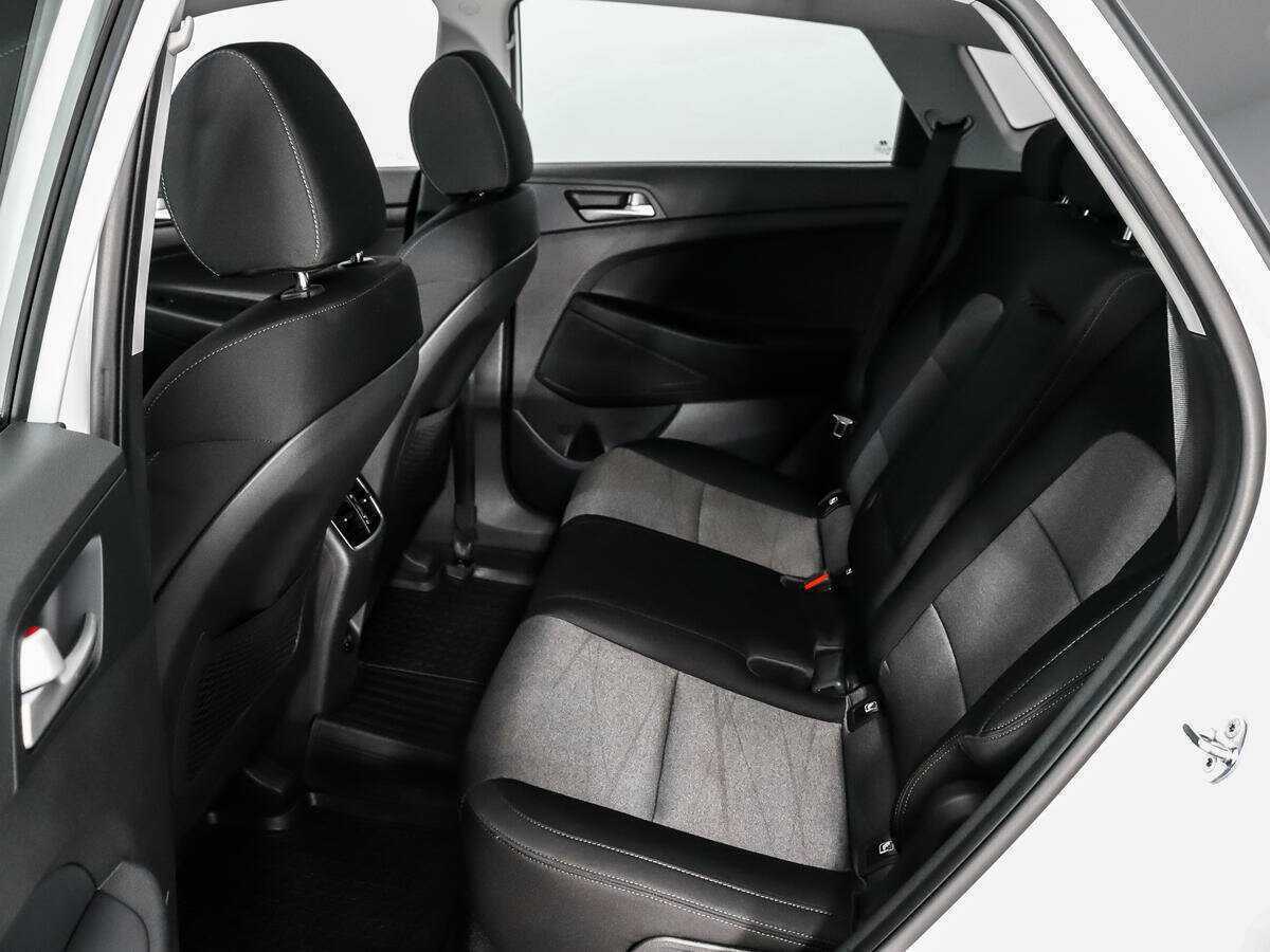 Купить Hyundai Tucson с пробегом. Фото: #9