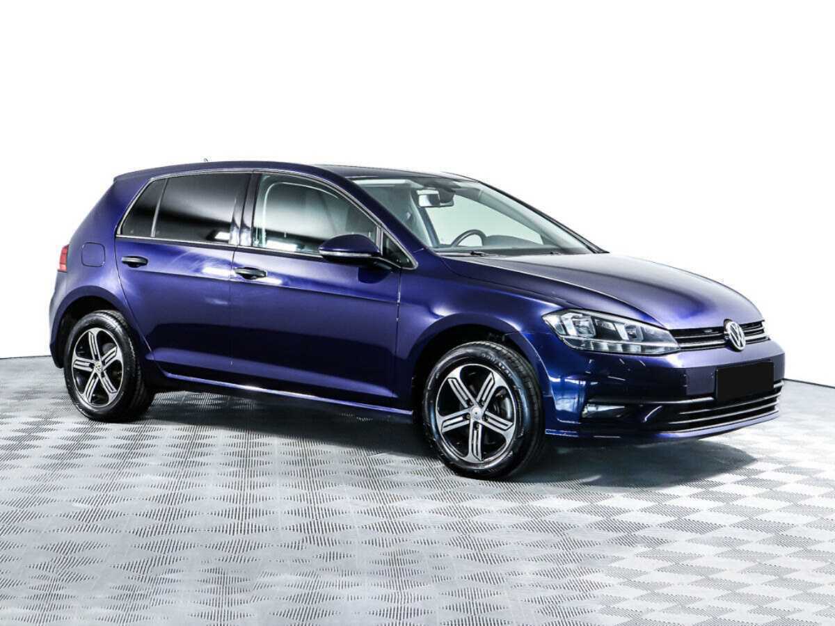 Купить Volkswagen Golf с пробегом. Фото: #1