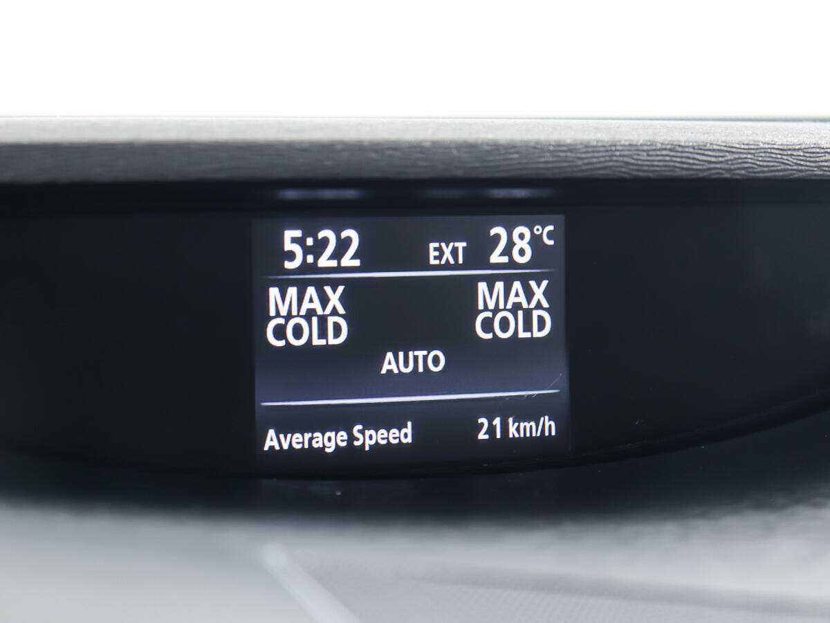 Купить Toyota Venza с пробегом. Фото: #17