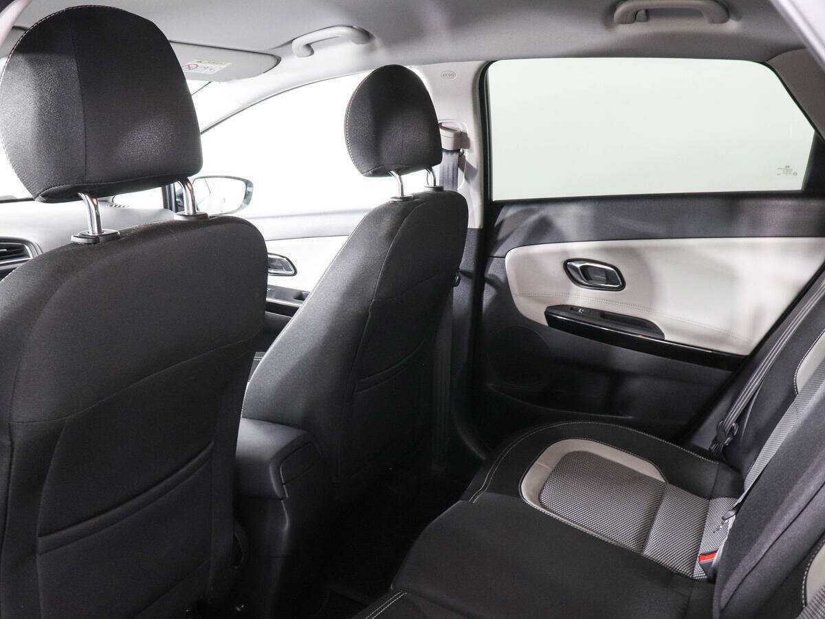 Купить Kia Ceed с пробегом. Фото: #11