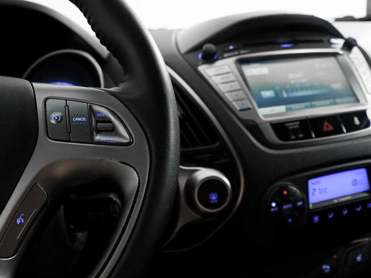 Купить Hyundai ix35 с пробегом. Фото: #13