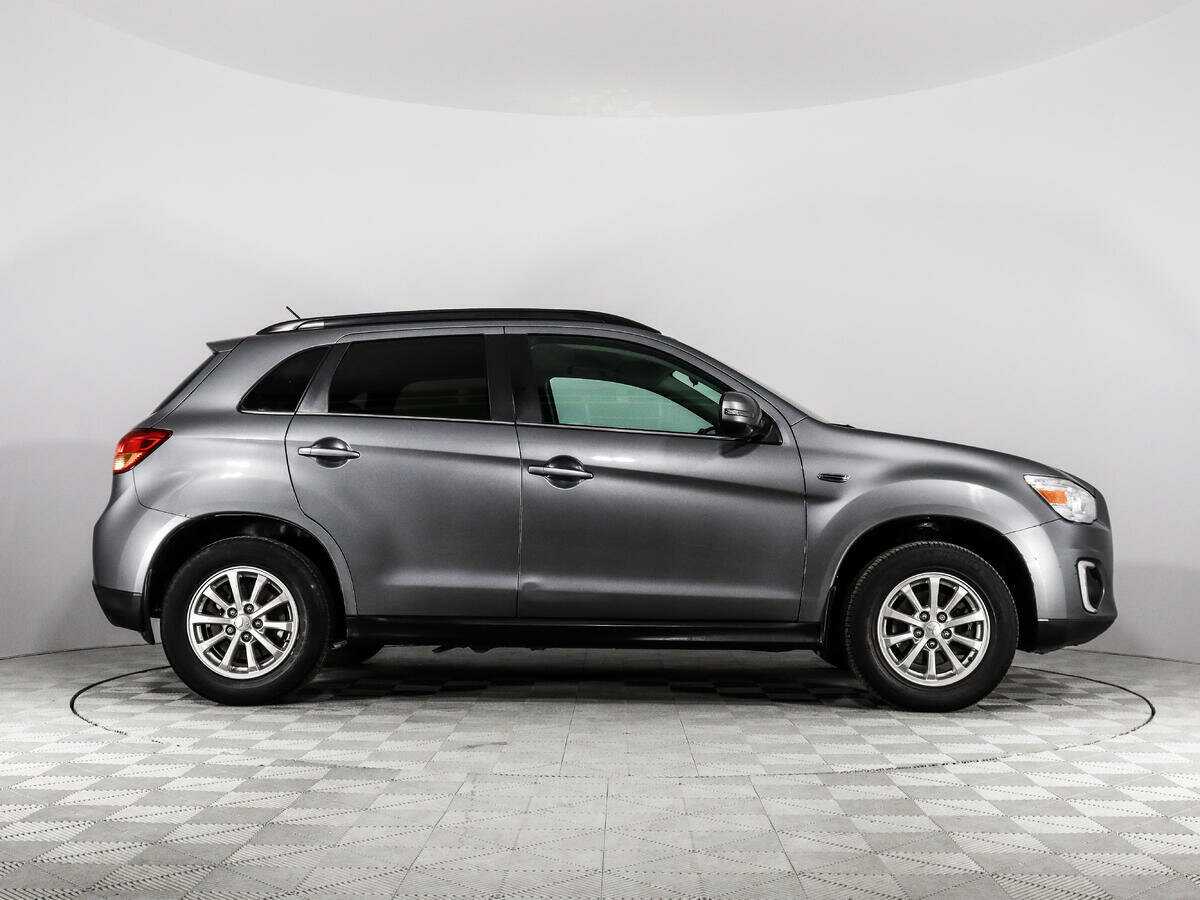 Купить Mitsubishi ASX с пробегом. Фото: #2