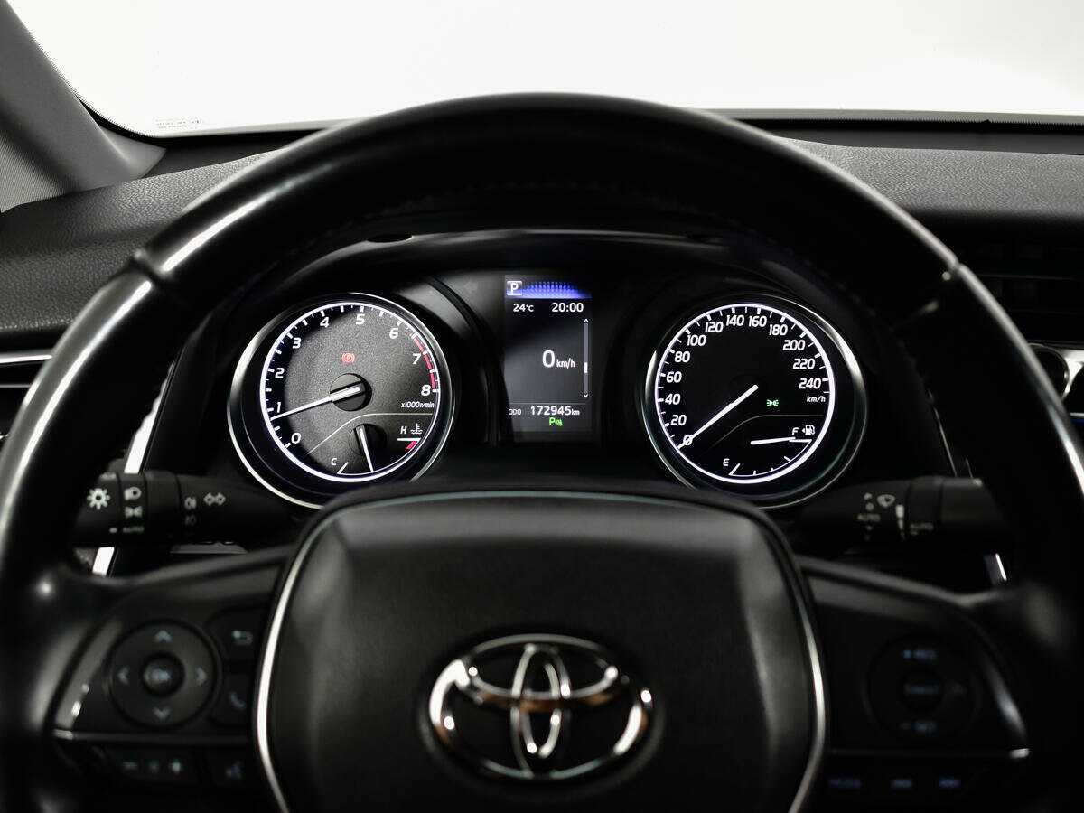 Купить Toyota Camry с пробегом. Фото: #10