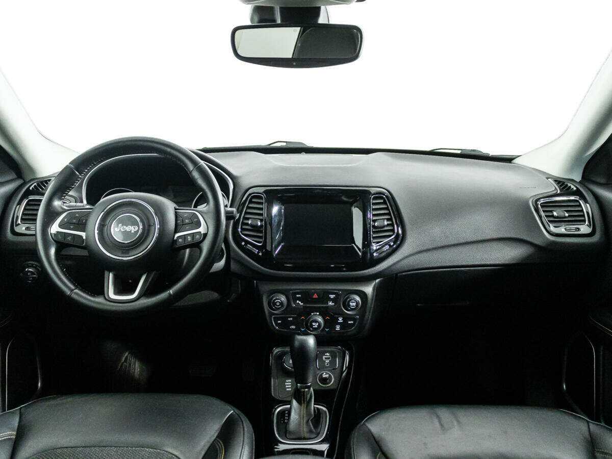 Купить Jeep Compass с пробегом. Фото: #12