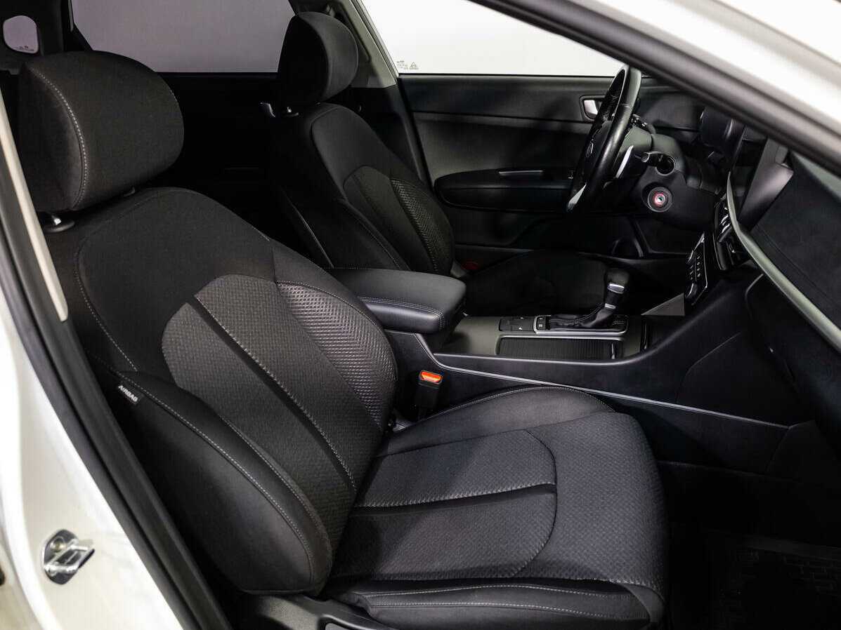 Купить Kia Optima с пробегом. Фото: #8