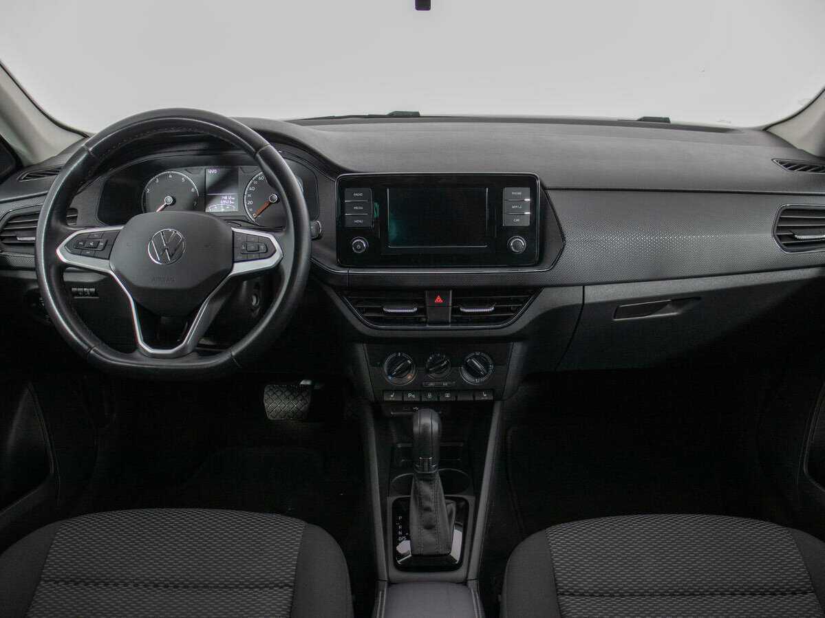 Купить Volkswagen Polo с пробегом. Фото: #12