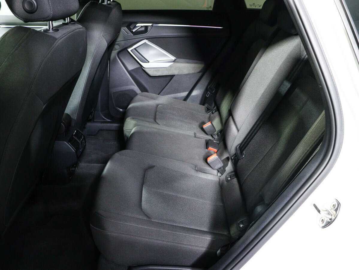 Купить Audi Q3 с пробегом. Фото: #7