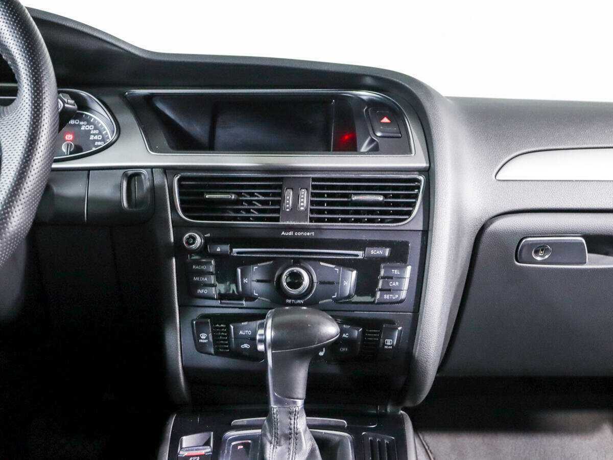 Купить Audi A4 с пробегом. Фото: #10